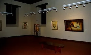 pinturas en una sala de la galería nacional